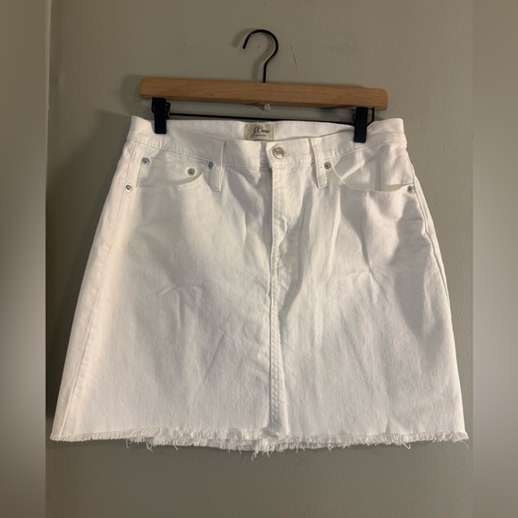 J.Crew White Denim Mini Skirt Size 30 Frayed Hem Cotton Blend - Picture 7 of 7